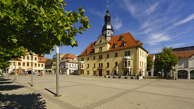 verweist auf: In Borna für #faireLieferketten Borna (verweist auf: In Borna für #faireLieferketten)